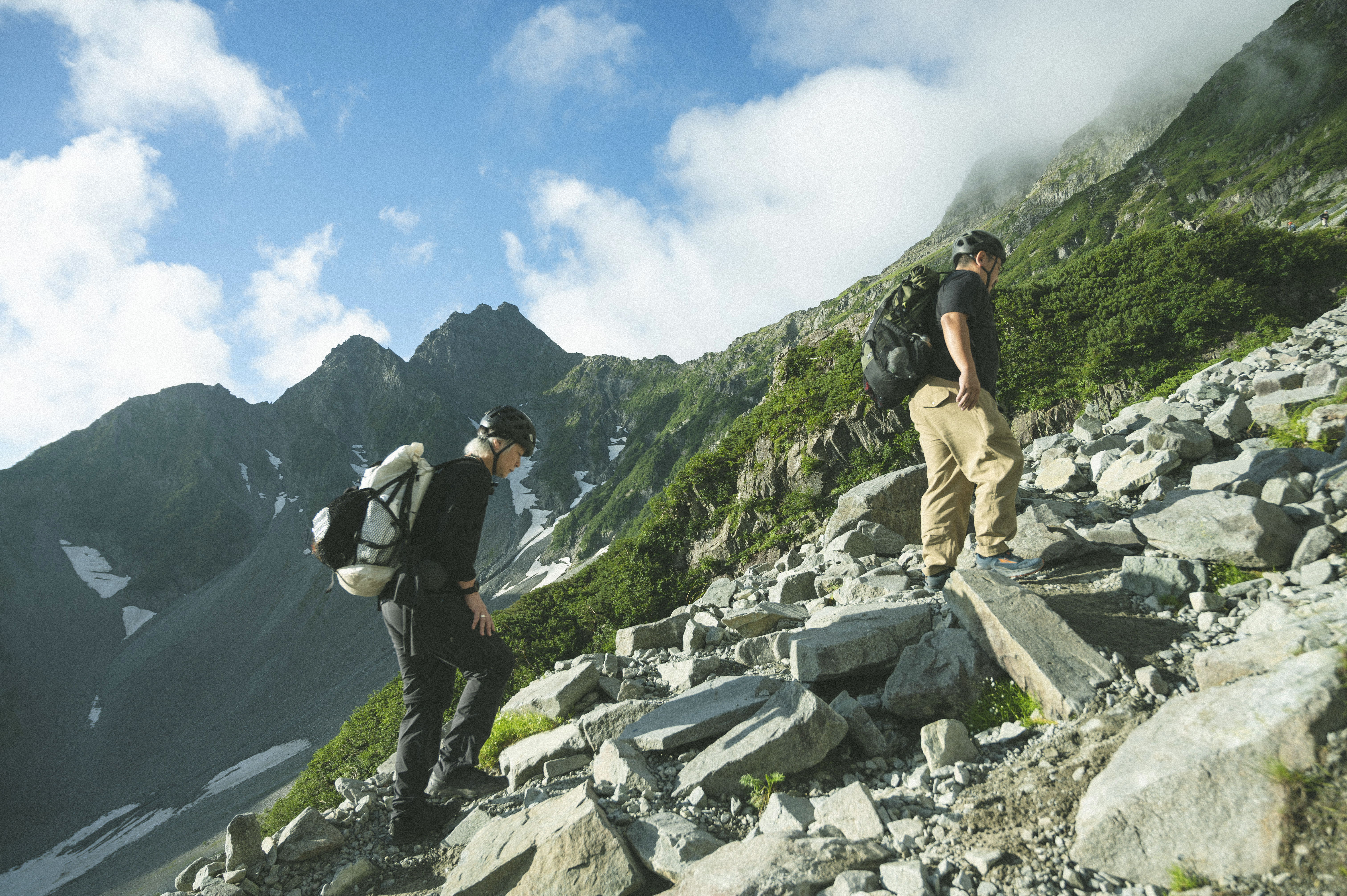 歩きやすい登山道、その裏側